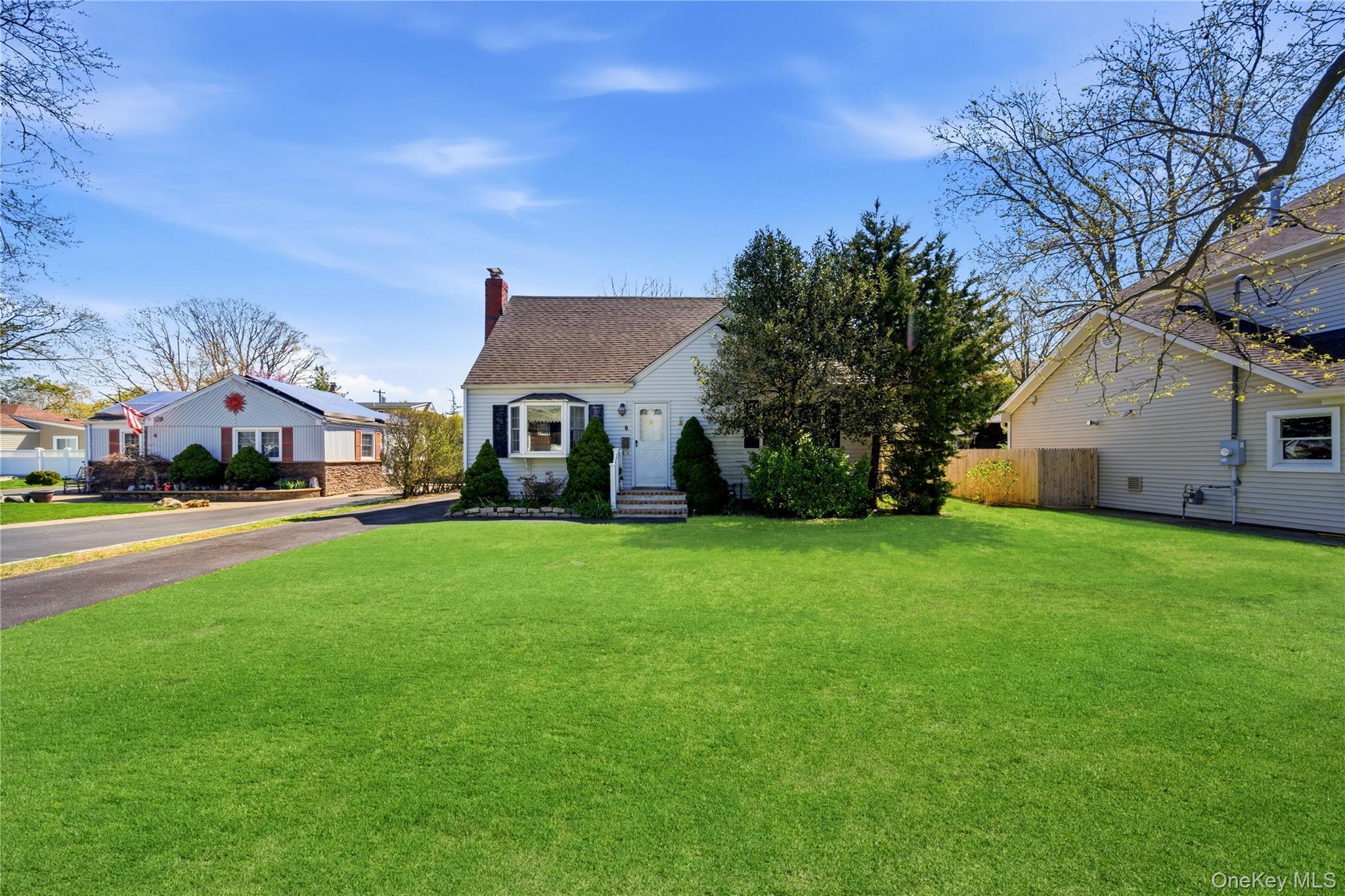 Single Family Central  Suffolk County, NY 11701, MLS-989580-4