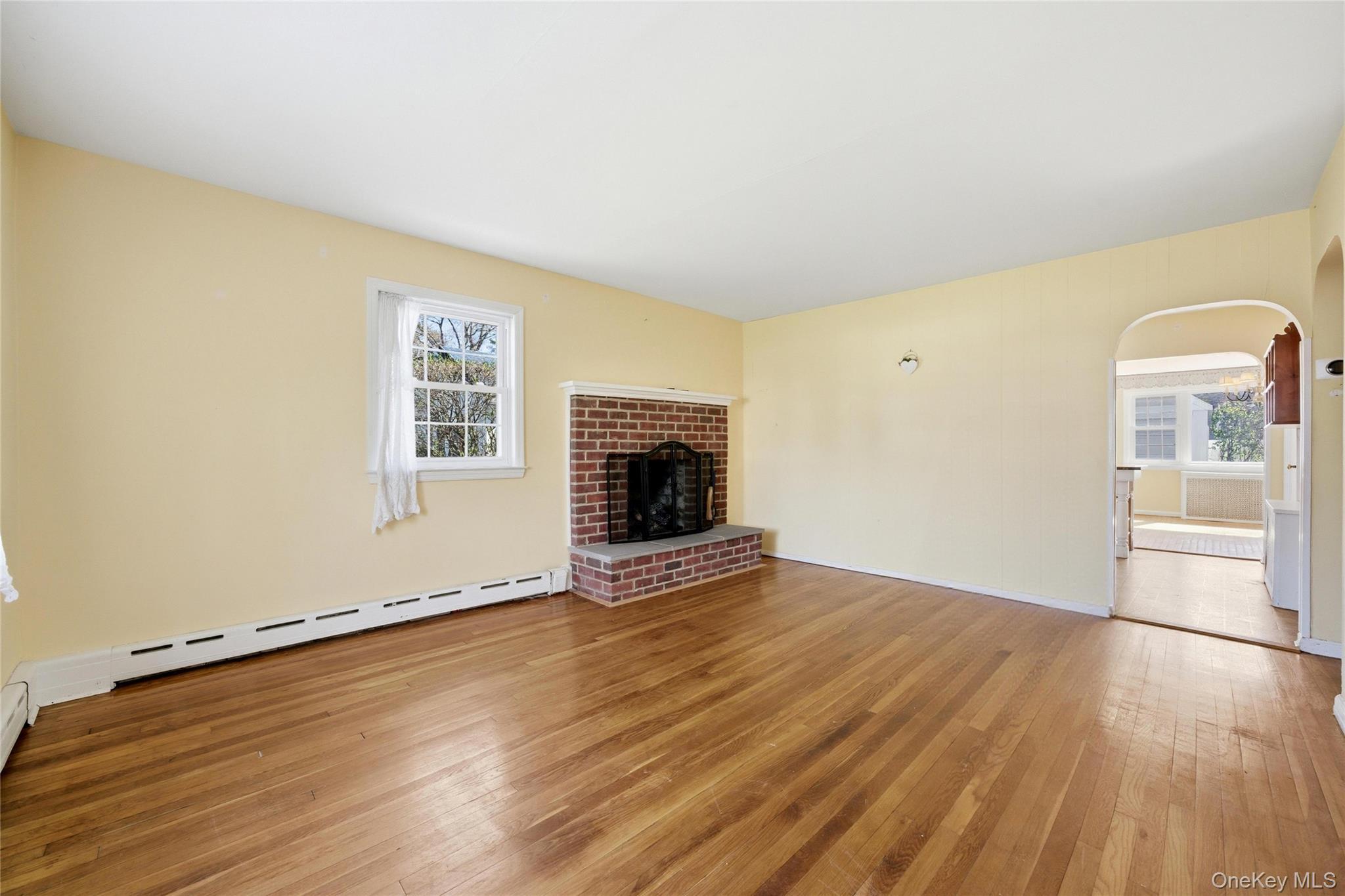 Single Family Central  Suffolk County, NY 11701, MLS-989580-5