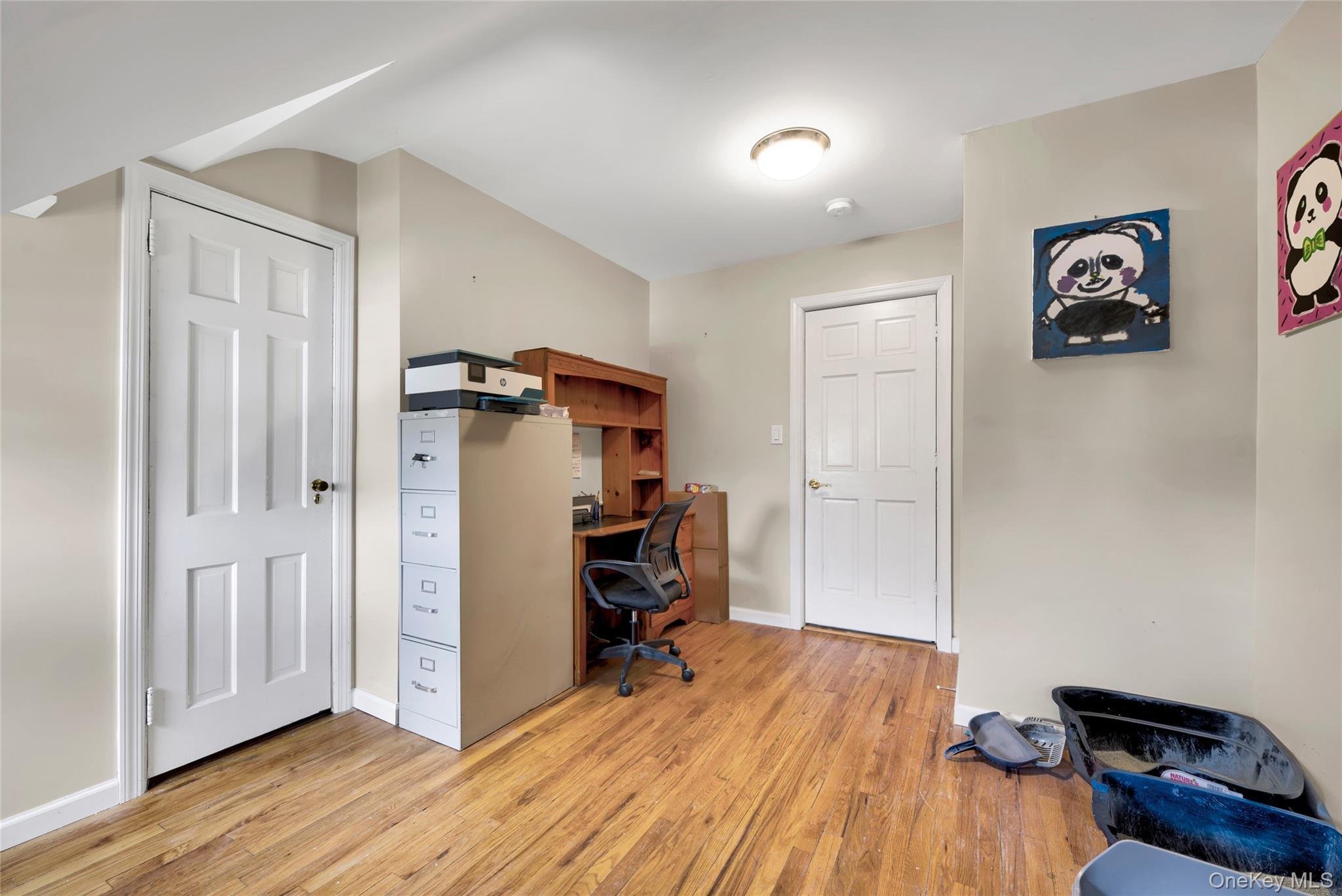 Single Family Argyle  Nassau County, NY 11566, MLS-989582-19