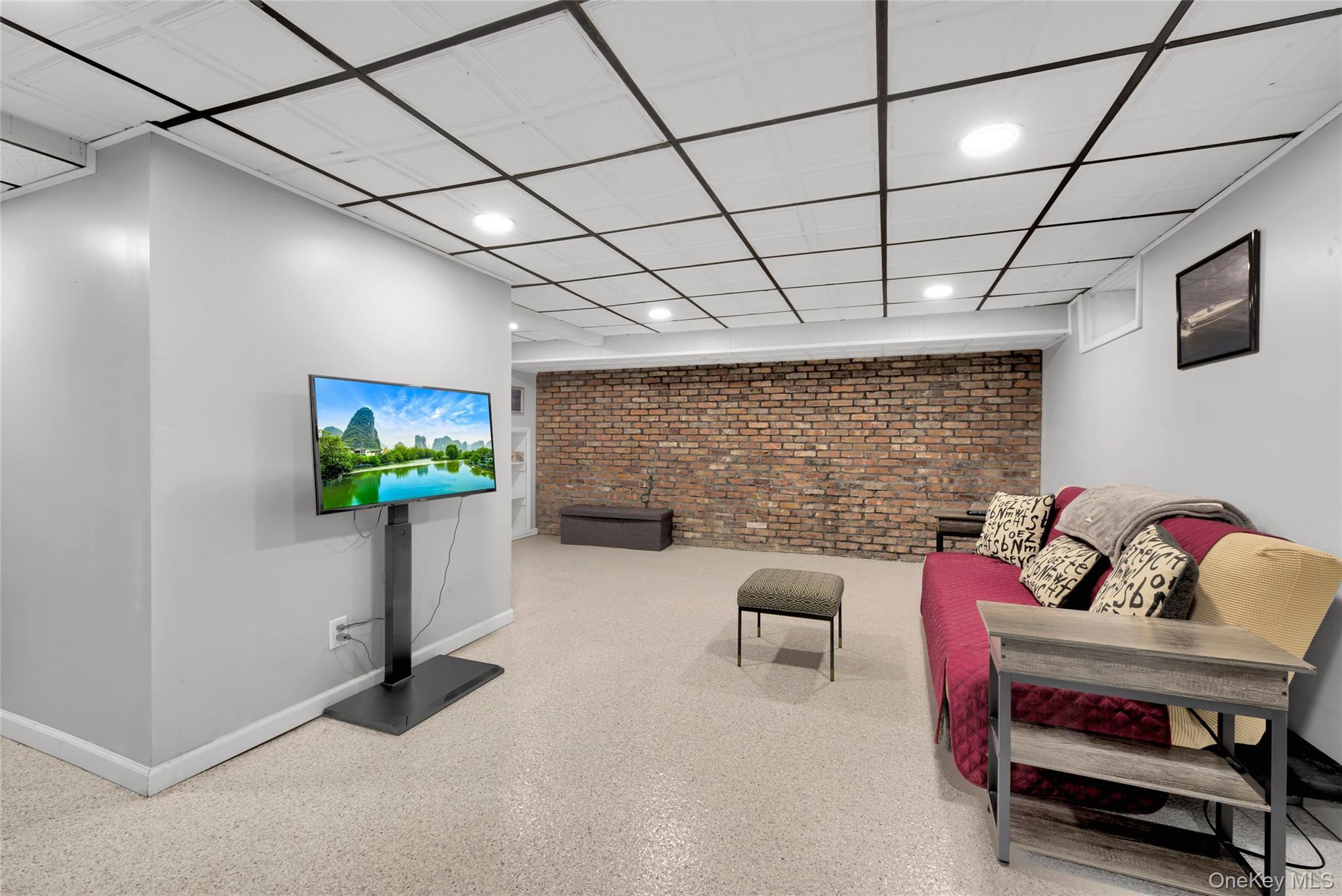 Single Family Argyle  Nassau County, NY 11566, MLS-989582-21