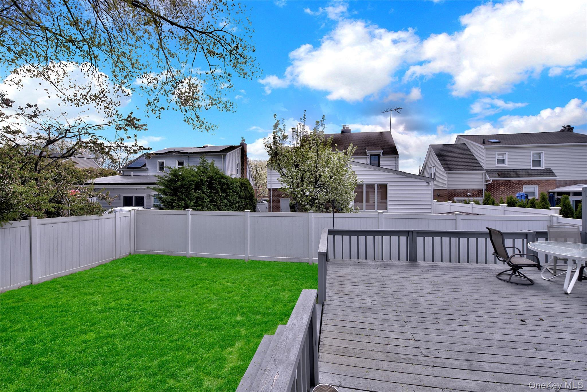 Single Family Argyle  Nassau County, NY 11566, MLS-989582-26