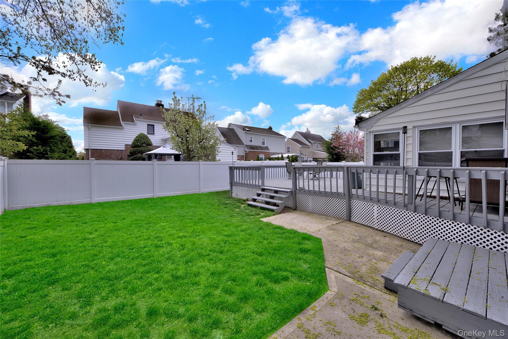 Single Family Argyle  Nassau County, NY 11566, MLS-989582-27