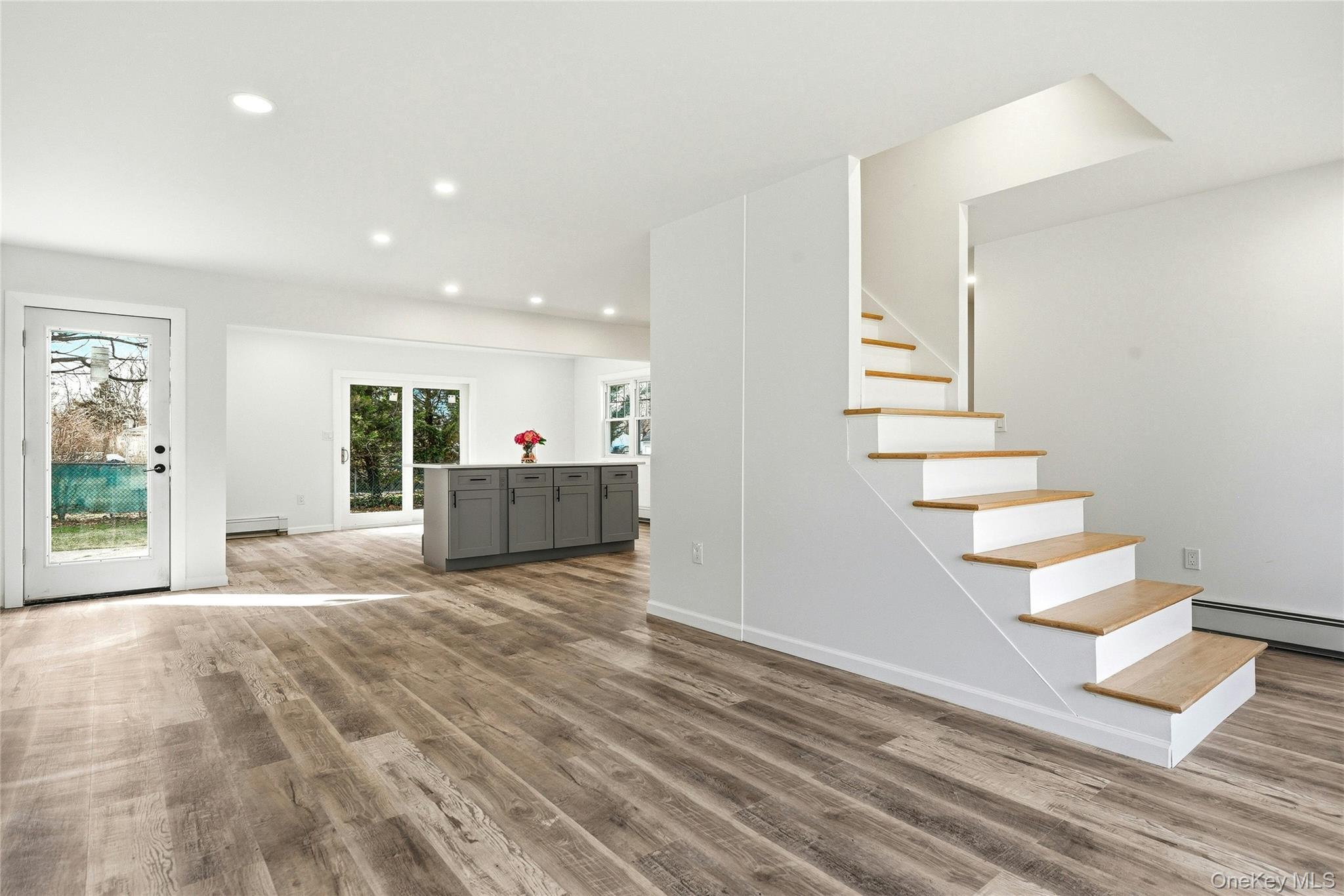 Single Family Pennaquid  Suffolk County, NY 11727, MLS-989598-19