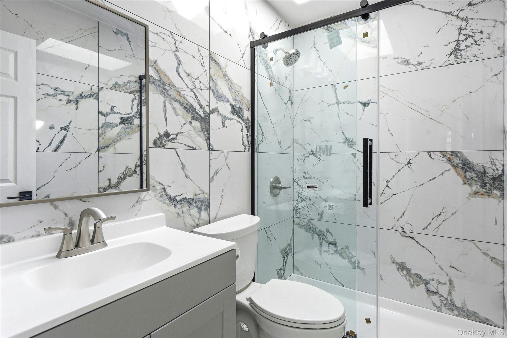 Single Family Pennaquid  Suffolk County, NY 11727, MLS-989598-23