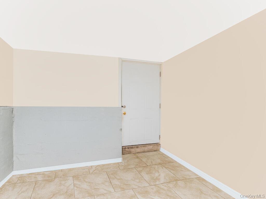 Single Family 223rd Bronx, NY 10466, MLS-989605-29