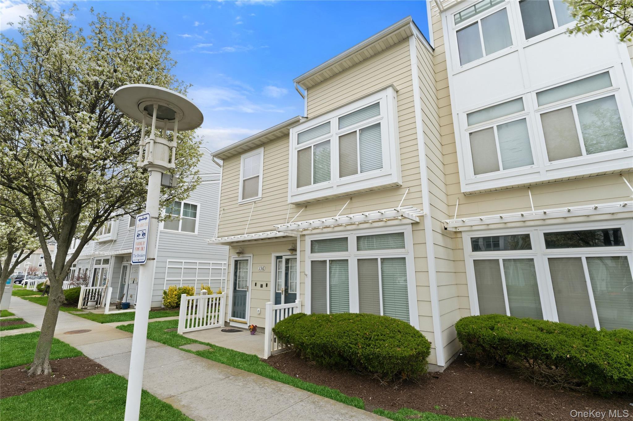 Single Family Meridian Queens, NY 11692, MLS-989615-27