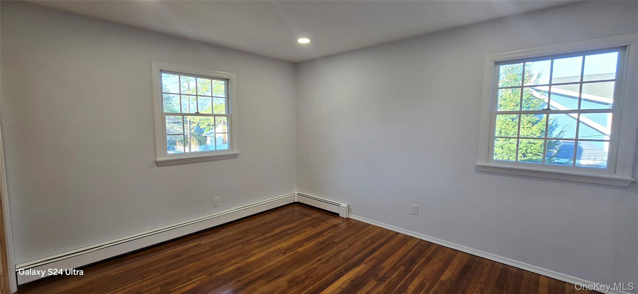 Single Family 14th Suffolk County, NY 11746, MLS-989616-15