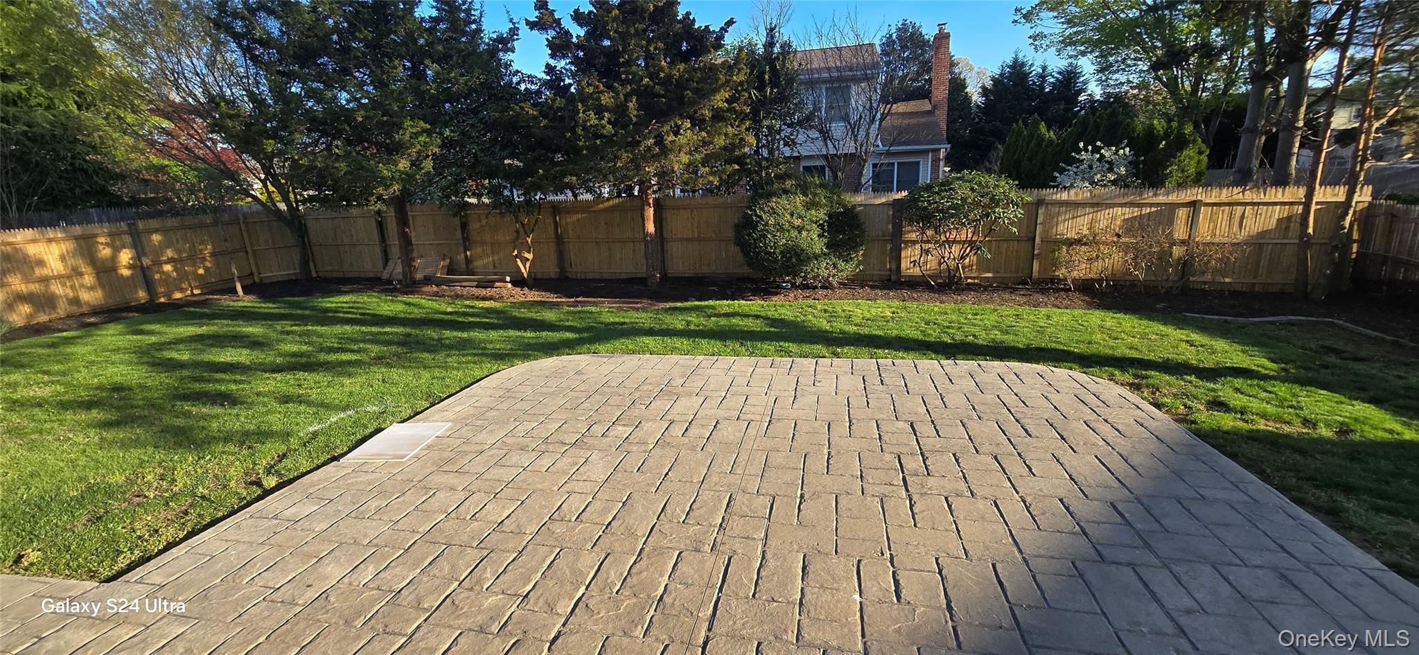 Single Family 14th Suffolk County, NY 11746, MLS-989616-20