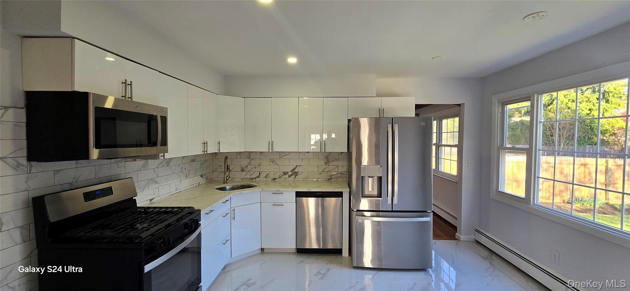 Single Family 14th Suffolk County, NY 11746, MLS-989616-6