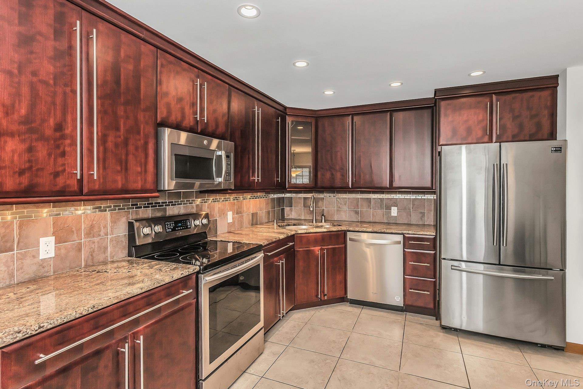 Single Family Primrose  Suffolk County, NY 11754, MLS-989658-2
