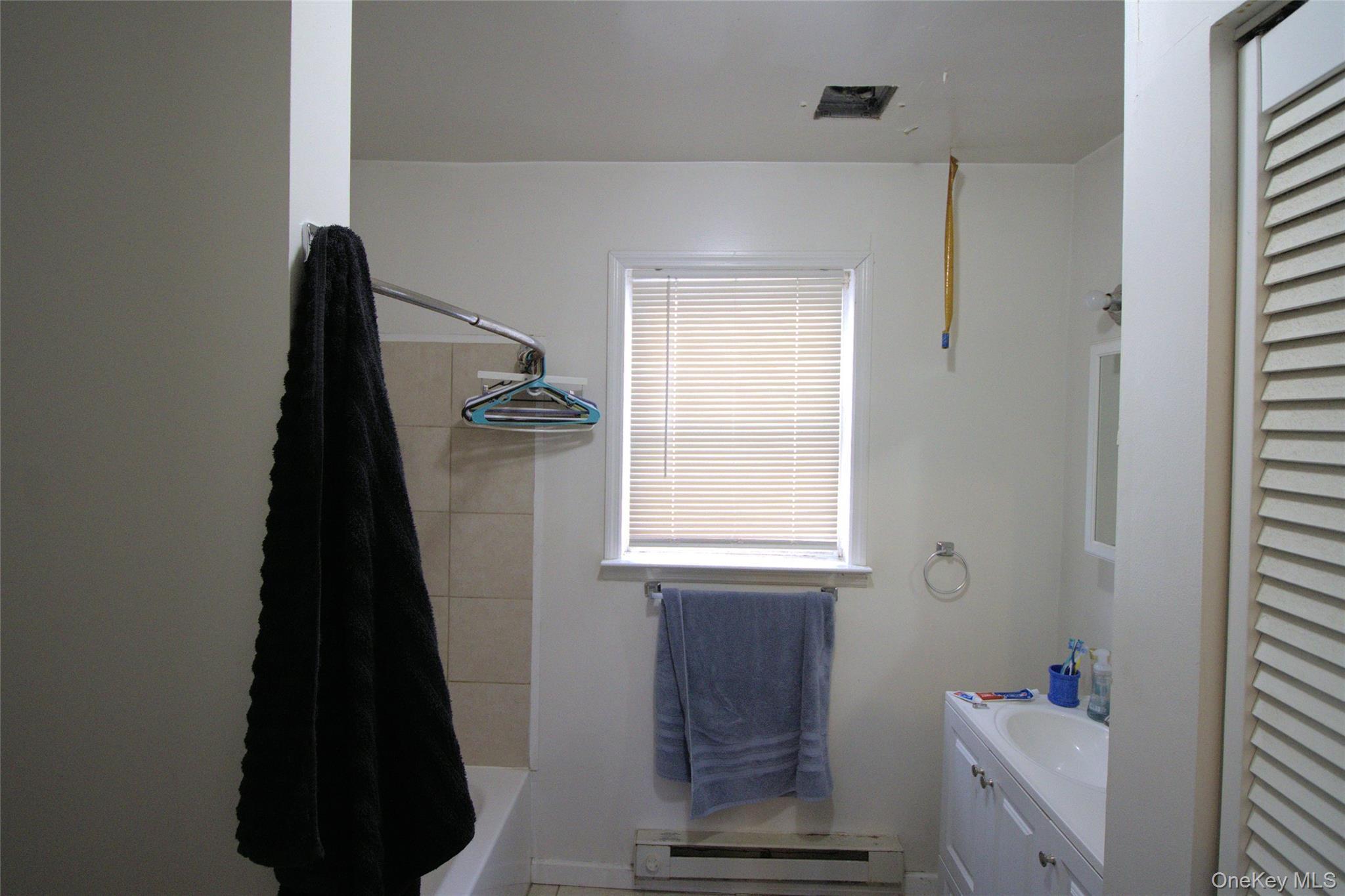 Single Family Spring  Sullivan County, NY 12754, MLS-989682-2