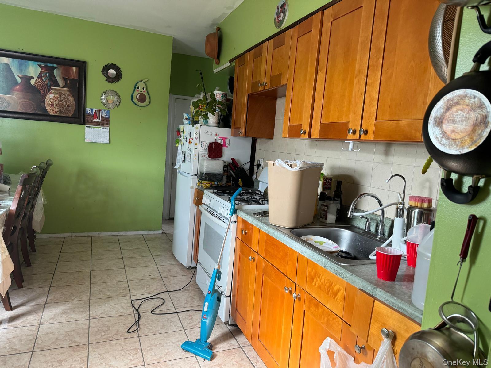 Single Family National Street Queens, NY 11368, MLS-989684-18