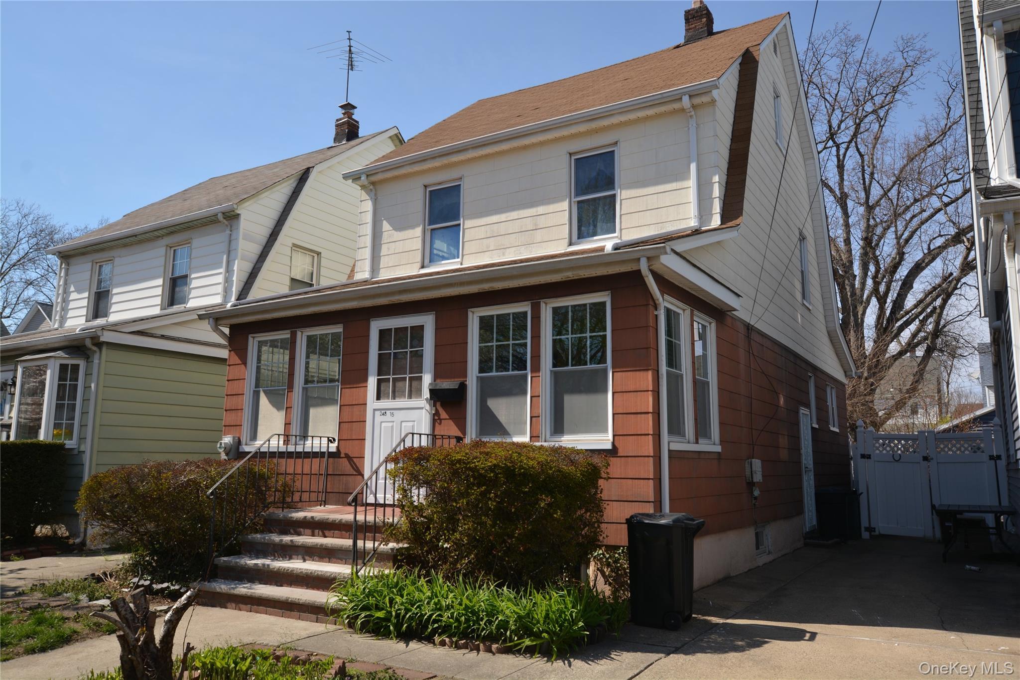 Single Family 88th  Queens, NY 11426, MLS-989692-2
