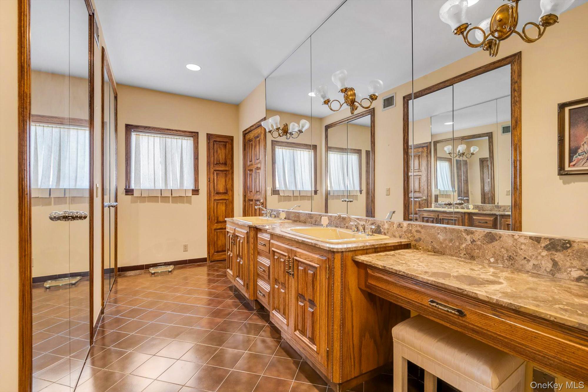 Single Family Malba Drive Queens, NY 11357, MLS-989708-20