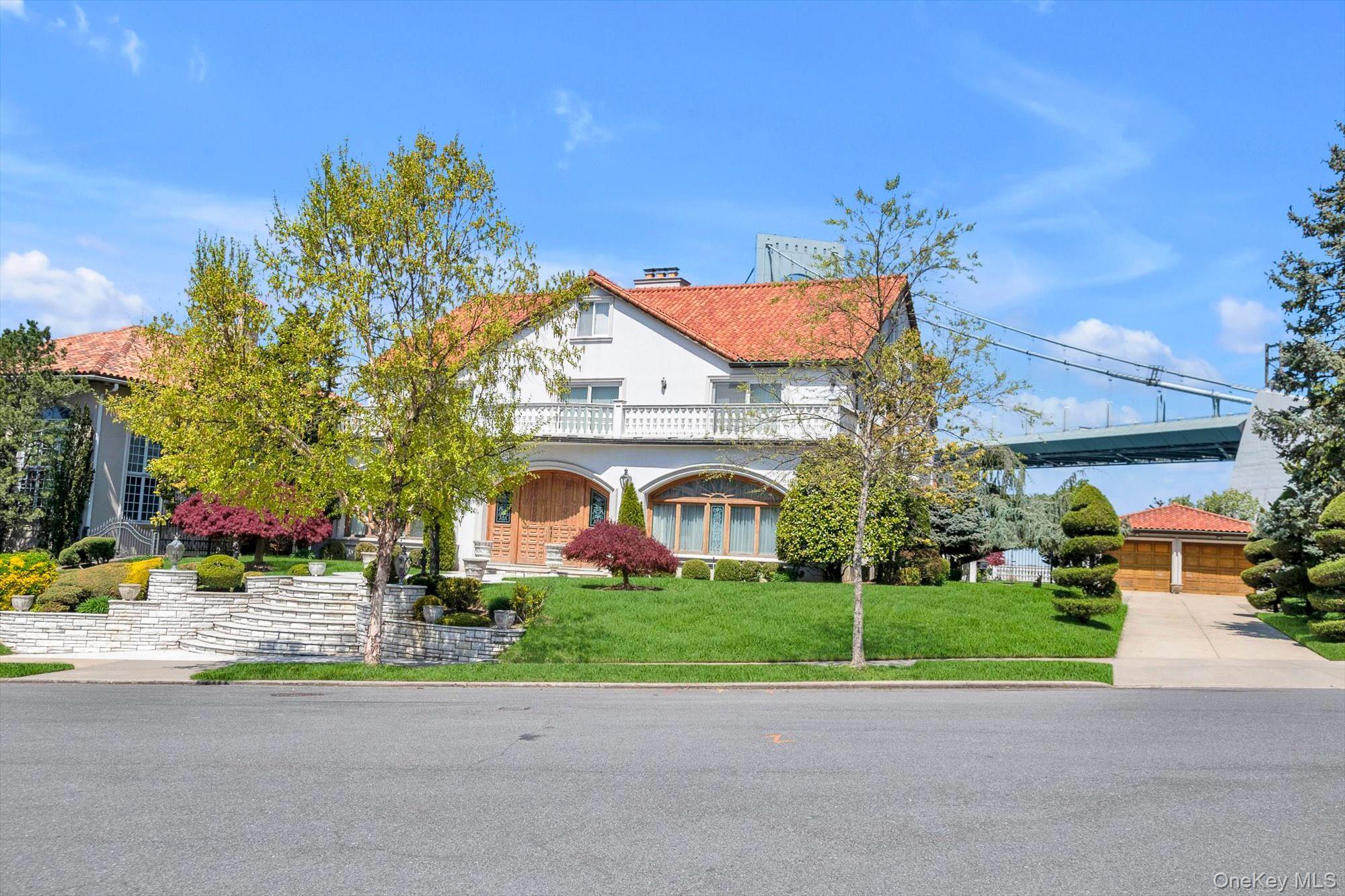 Single Family Malba Drive Queens, NY 11357, MLS-989708-36
