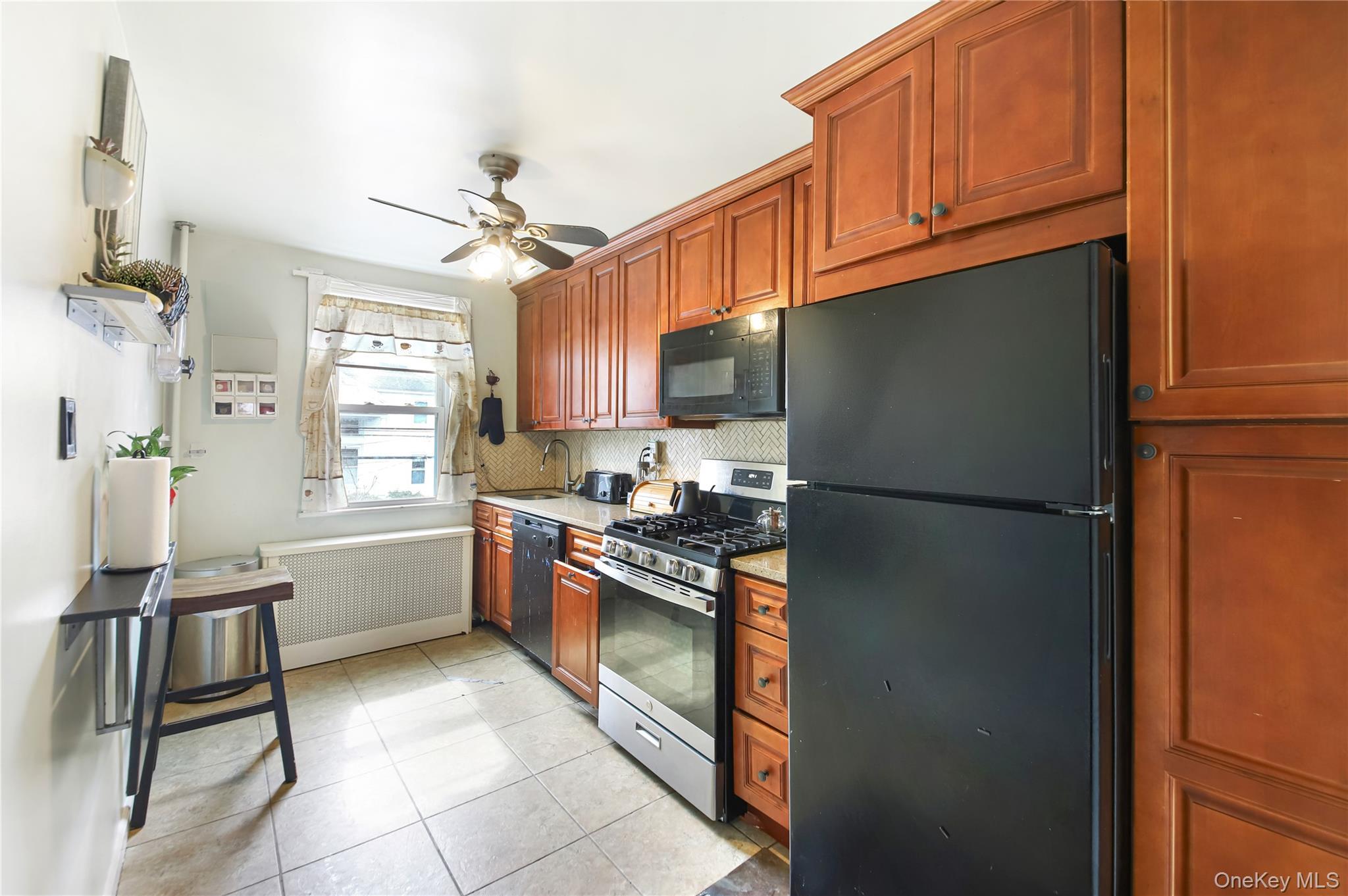 Single Family Washington  Westchester County, NY 10550, MLS-989711-11