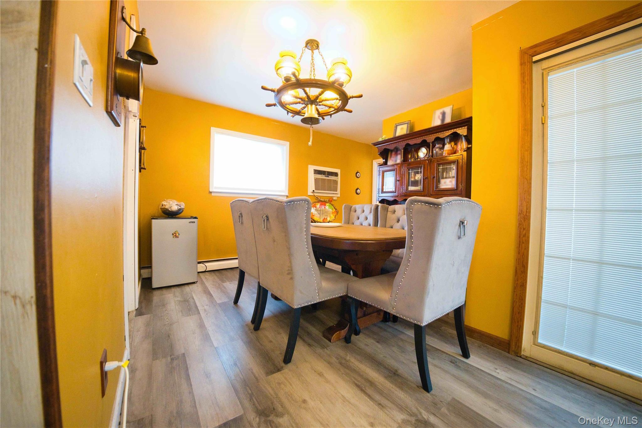Single Family Cheshire Road Nassau County, NY 11714, MLS-989728-25