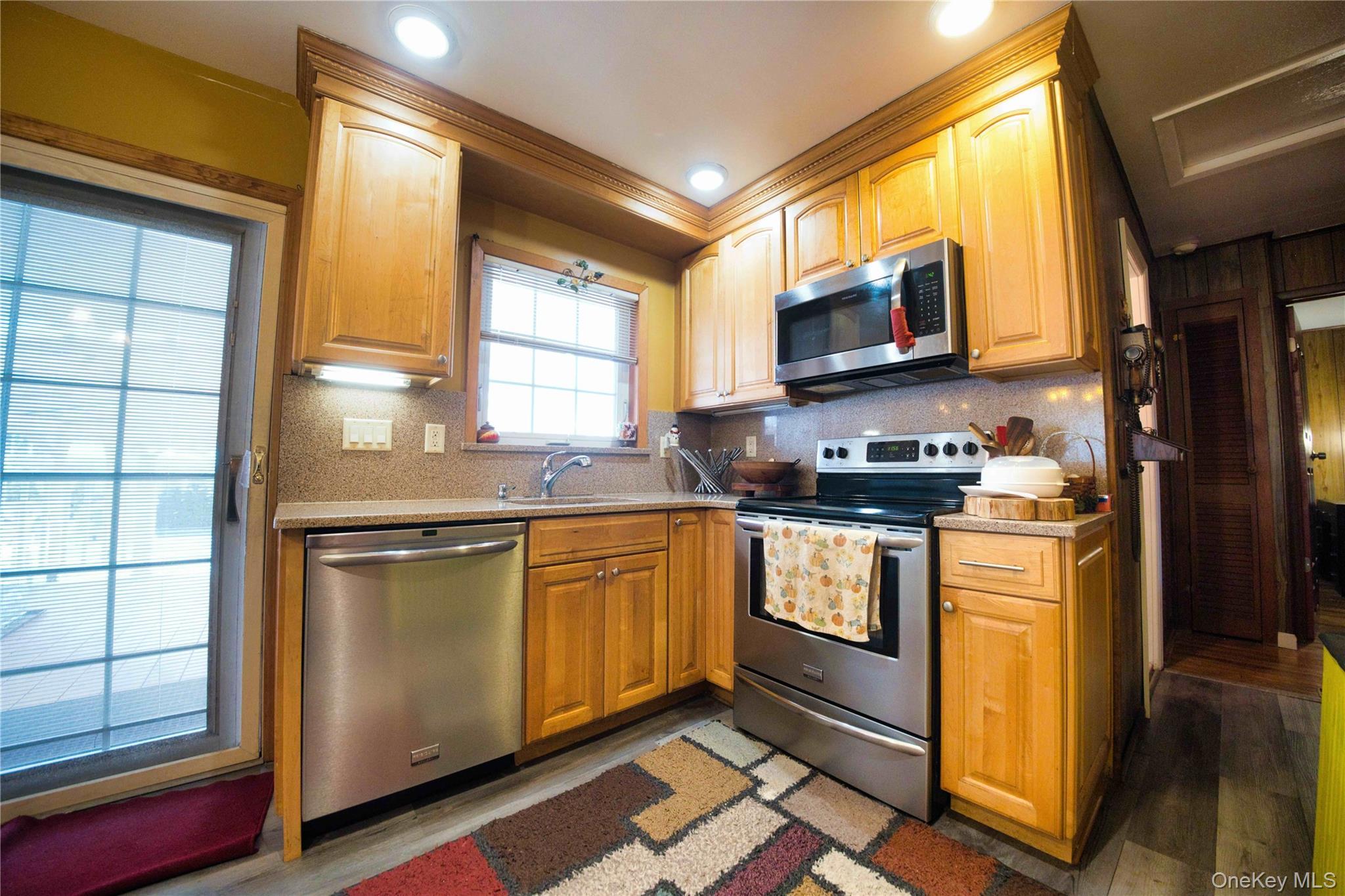 Single Family Cheshire Road Nassau County, NY 11714, MLS-989728-26