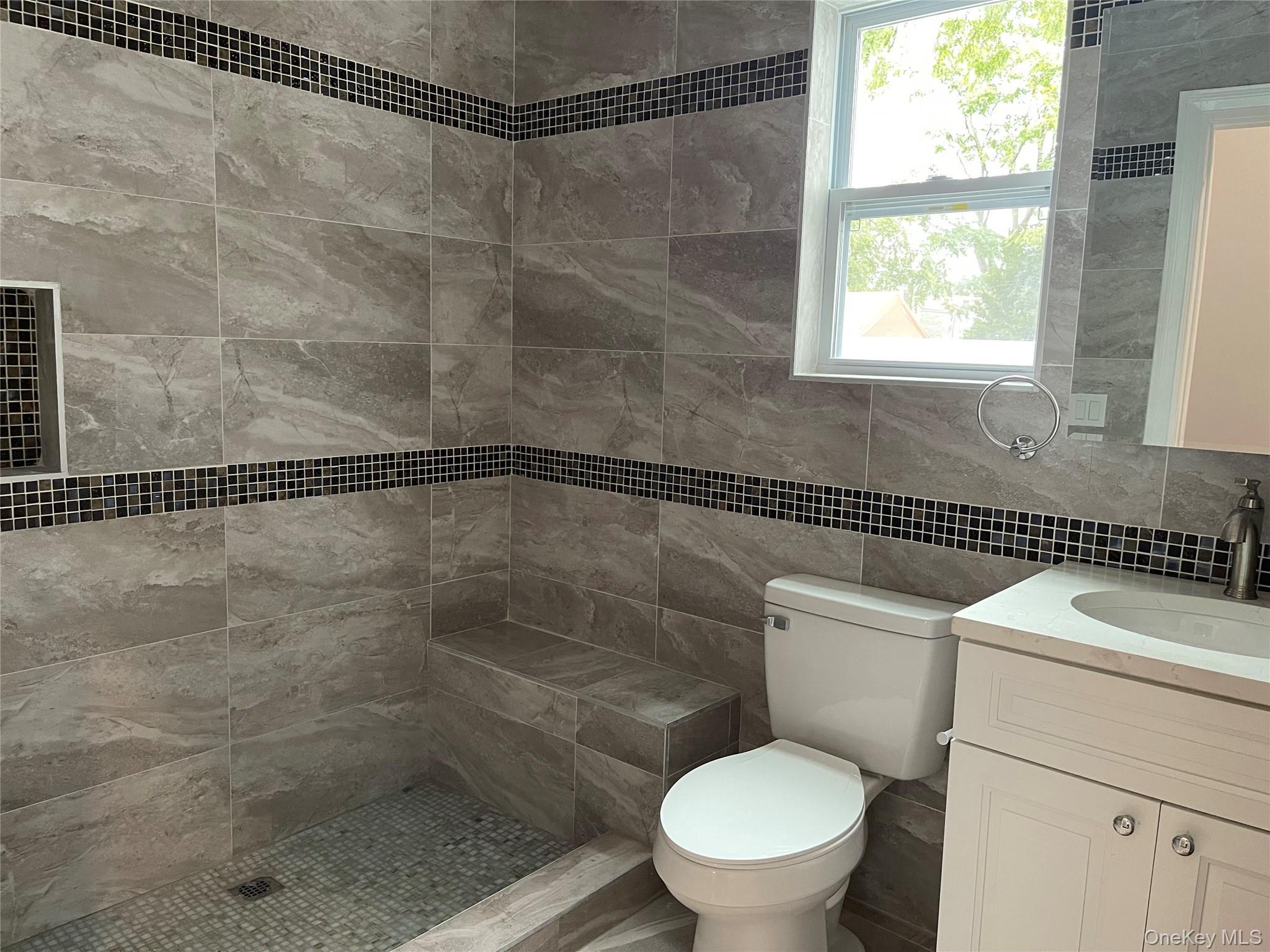 Single Family Covert  Nassau County, NY 11550, MLS-989742-10