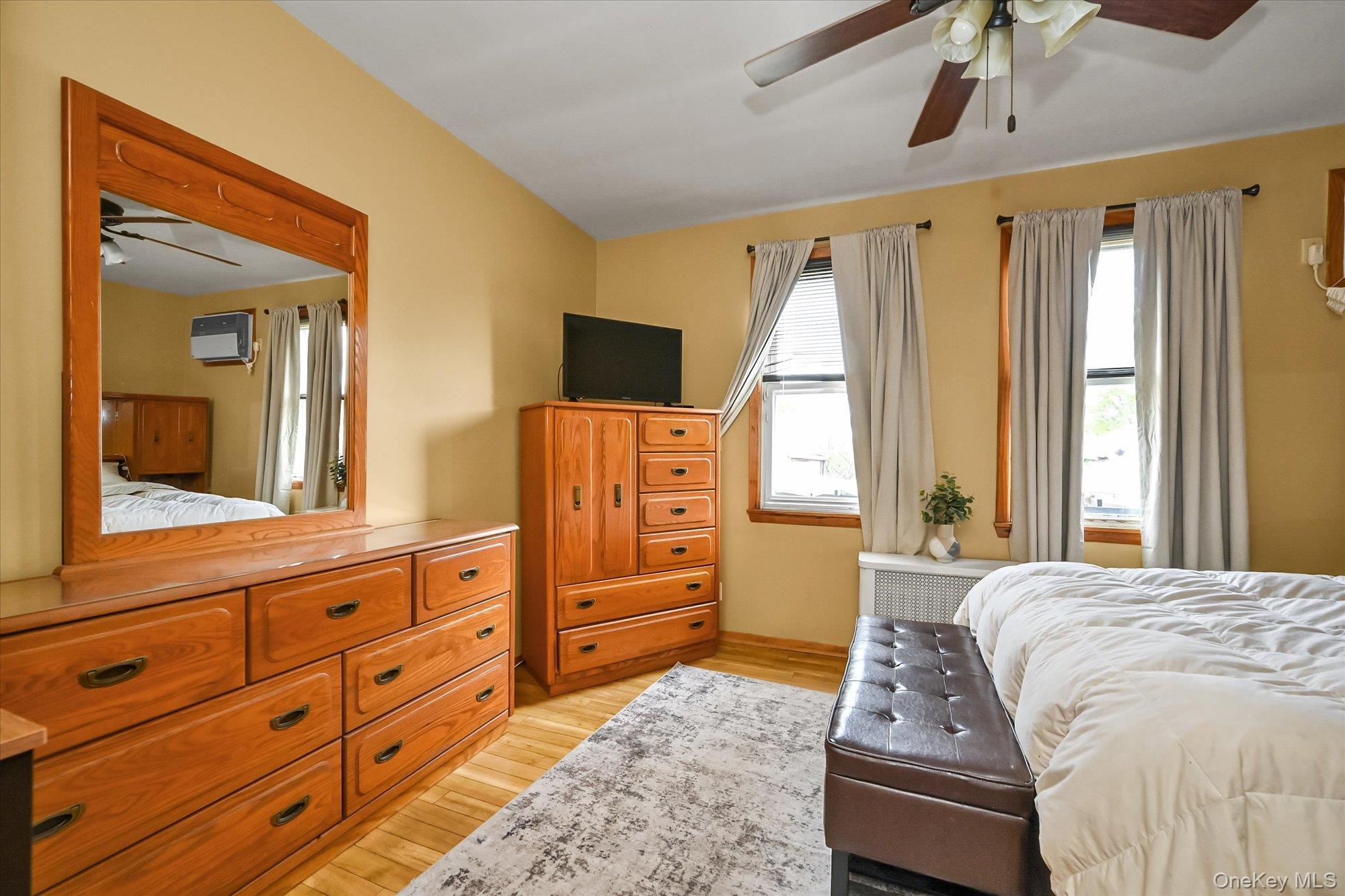 Single Family 58th Queens, NY 11378, MLS-989749-12