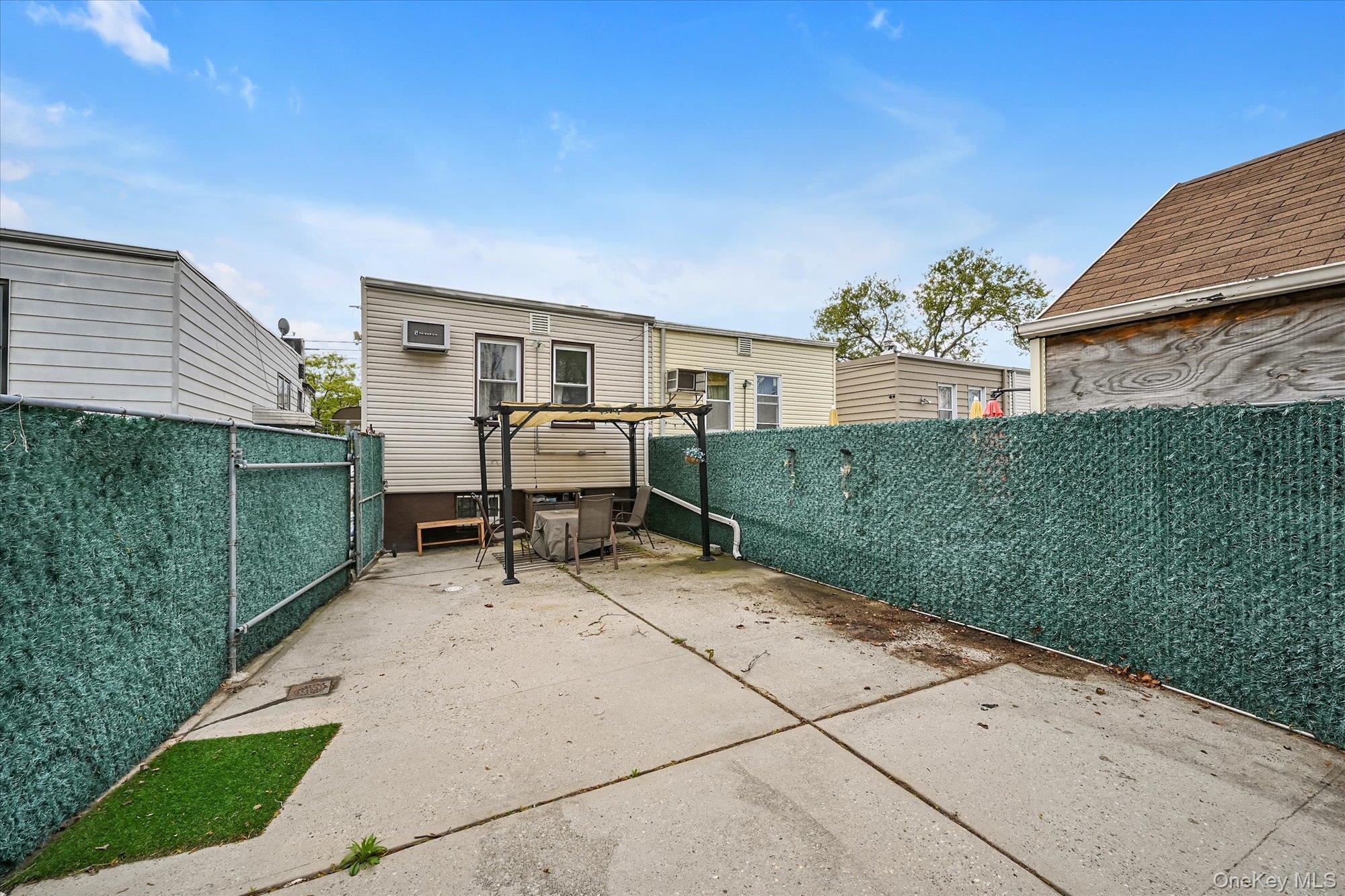 Single Family 58th Queens, NY 11378, MLS-989749-19
