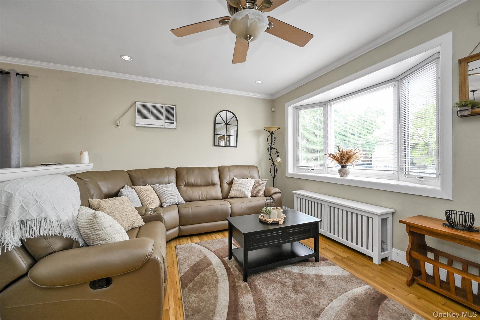 Single Family 58th Queens, NY 11378, MLS-989749-3
