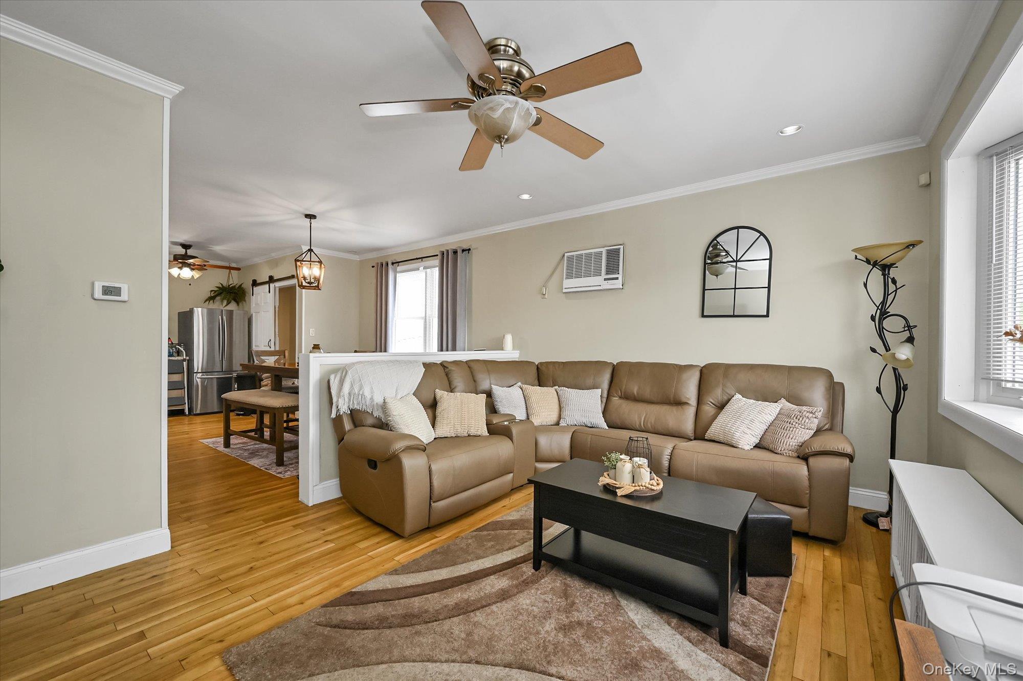 Single Family 58th Queens, NY 11378, MLS-989749-4