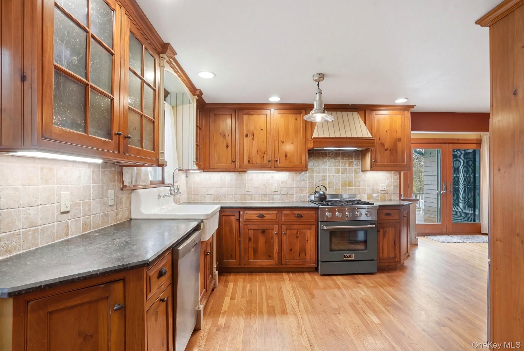 Single Family Summit Avenue  Orange County, NY 10917, MLS-989752-15