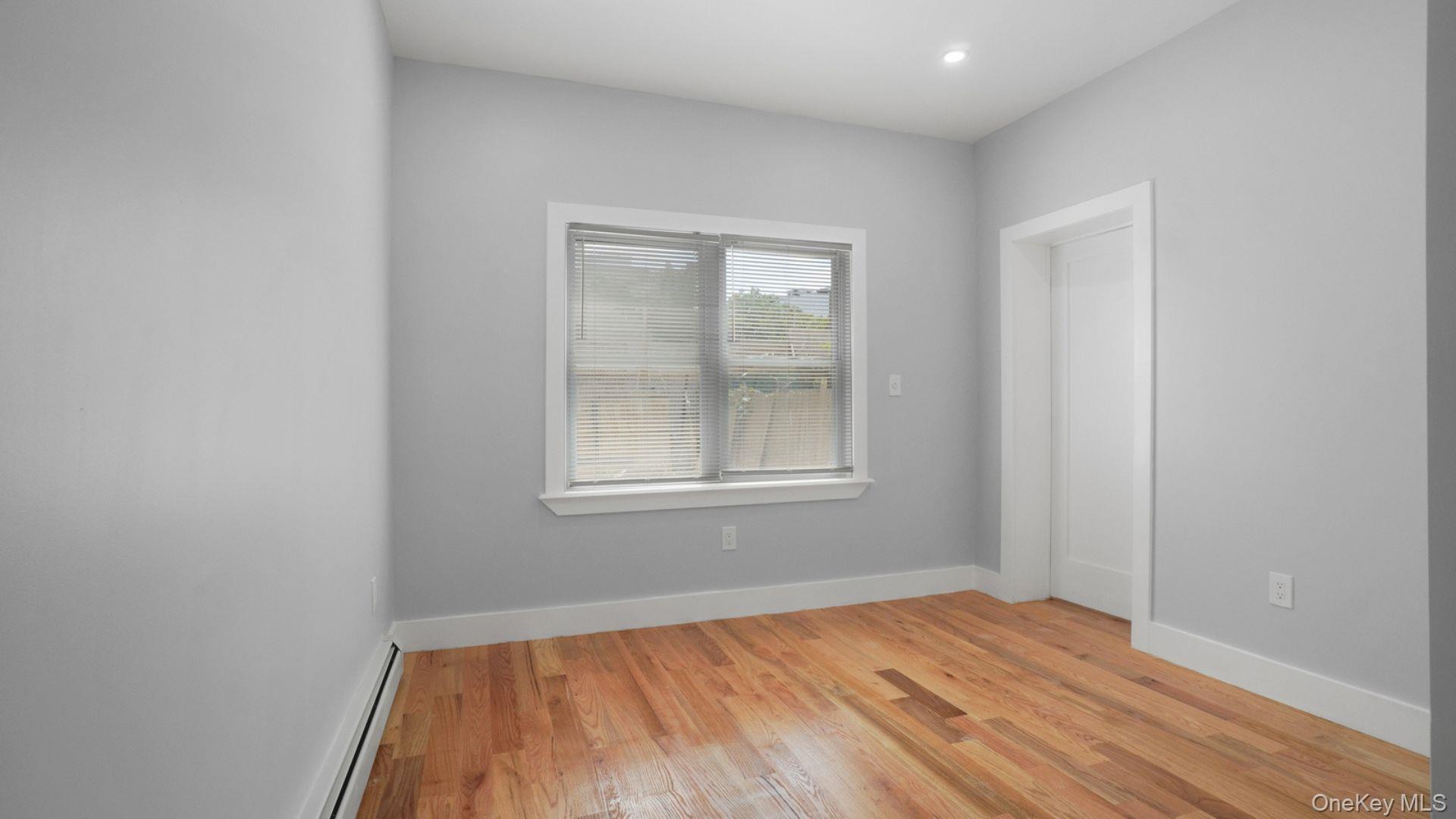 Single Family 183rd  Bronx, NY 10458, MLS-989763-10