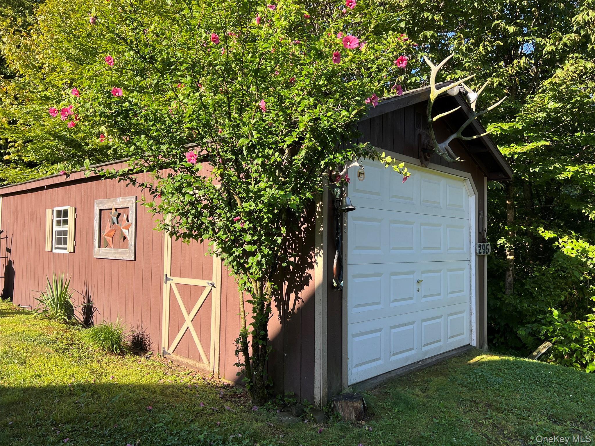 Single Family Emerald Heights Road Delaware County, NY 13752, MLS-989791-5