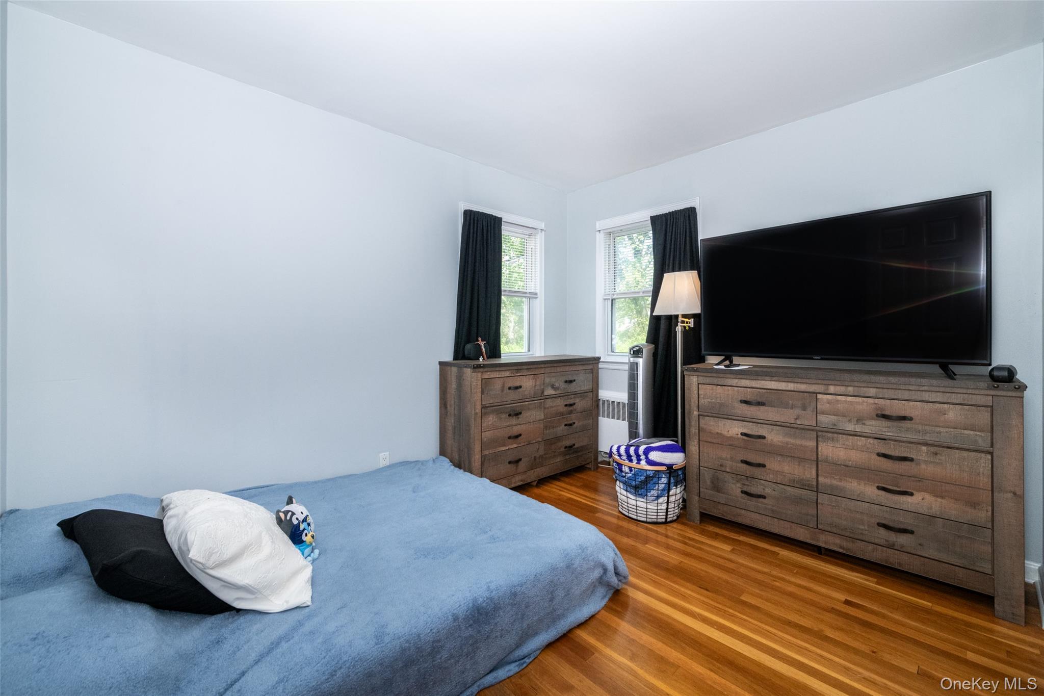 Single Family Lawrence  Westchester County, NY 10801, MLS-989798-15