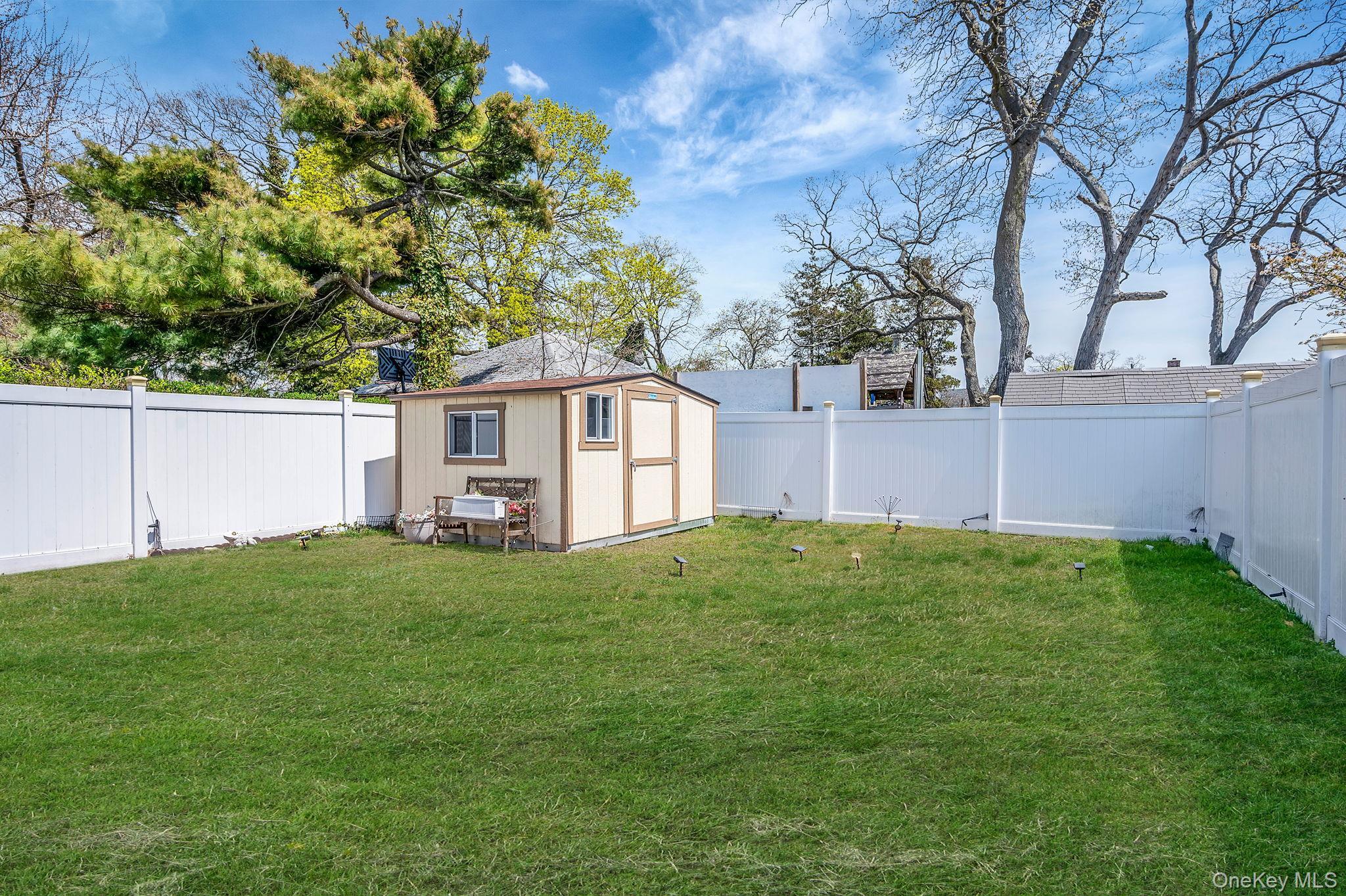 Single Family Bay 25th Queens, NY 11691, MLS-989809-29