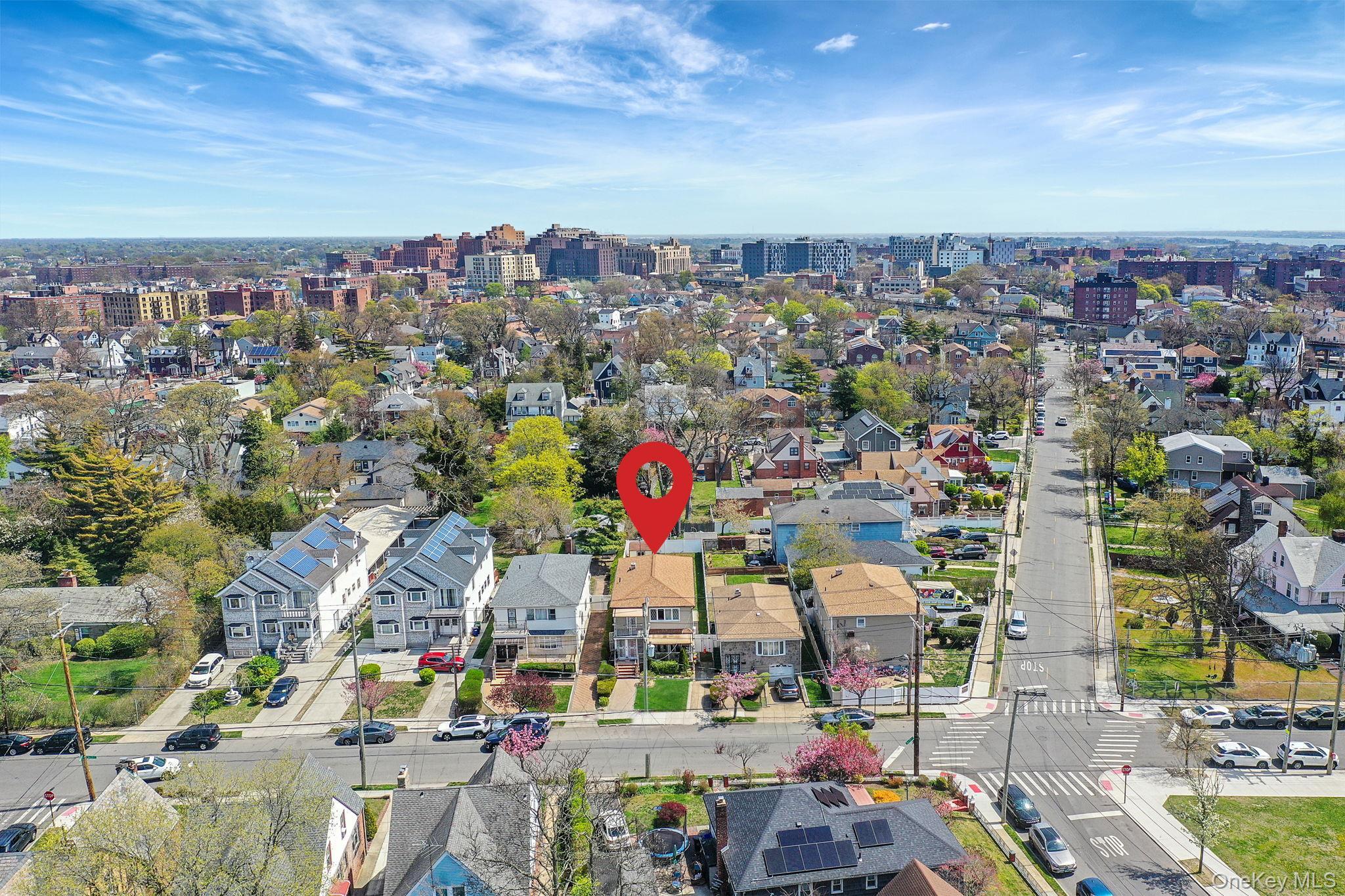 Single Family Bay 25th Queens, NY 11691, MLS-989809-31