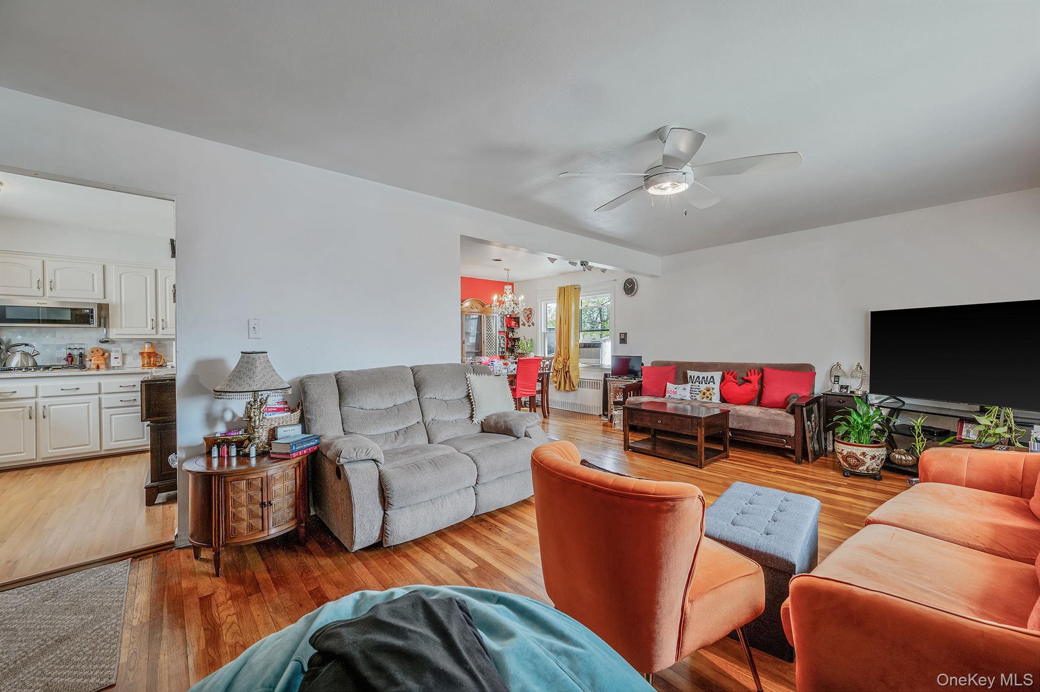 Single Family Bay 25th Queens, NY 11691, MLS-989809-9