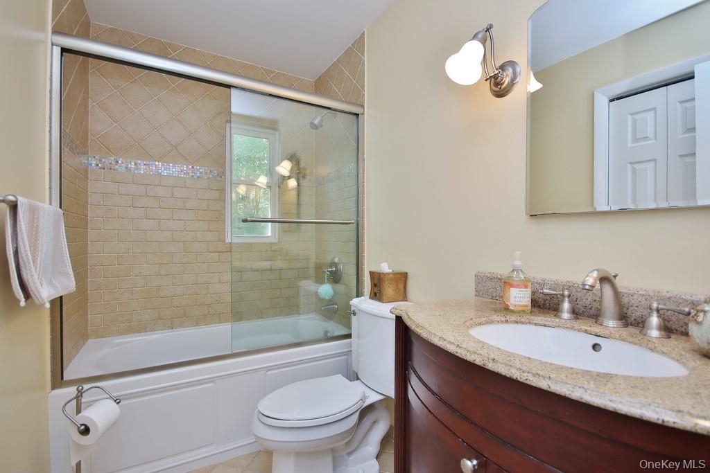 Single Family Hungerford  Westchester County, NY 10510, MLS-989822-17