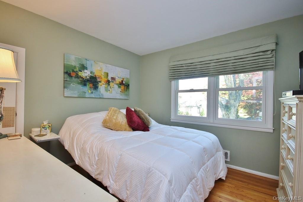 Single Family Hungerford  Westchester County, NY 10510, MLS-989822-18