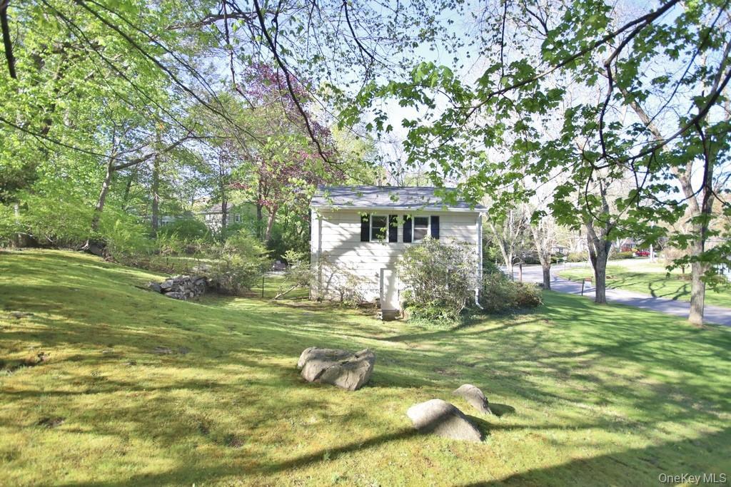 Single Family Hungerford  Westchester County, NY 10510, MLS-989822-29