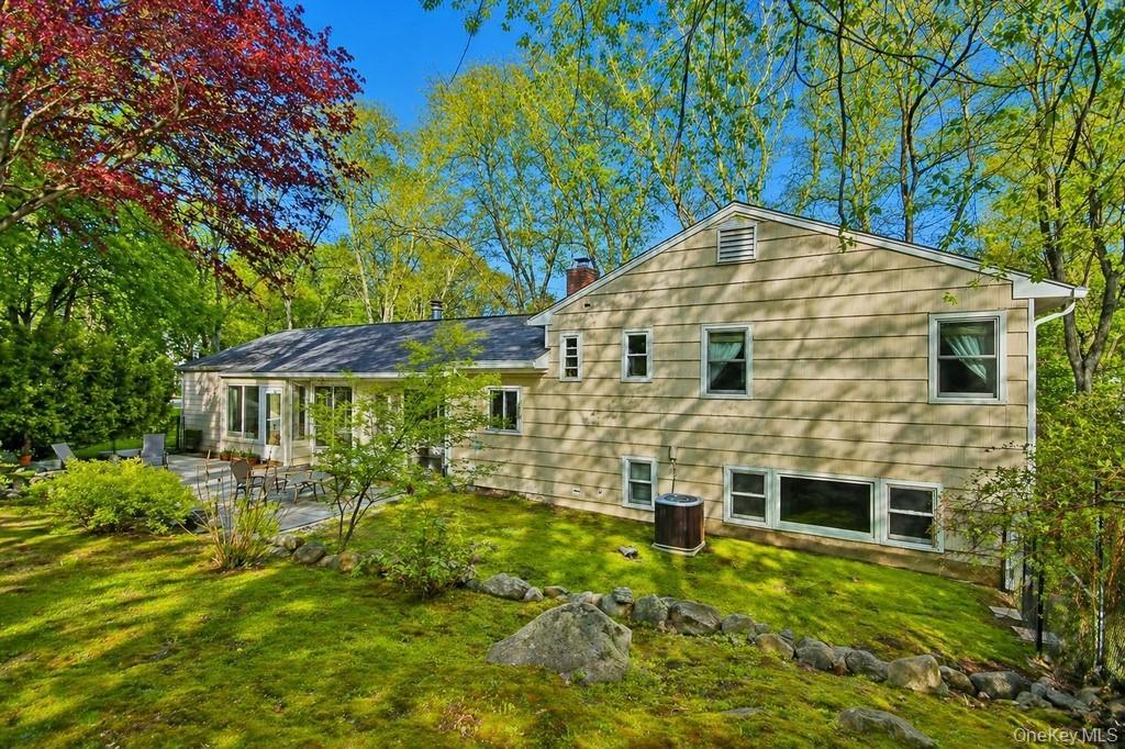 Single Family Hungerford  Westchester County, NY 10510, MLS-989822-32