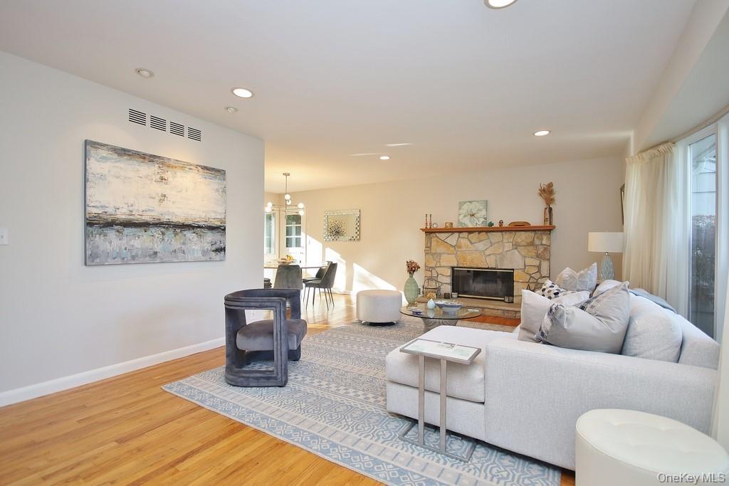 Single Family Hungerford  Westchester County, NY 10510, MLS-989822-9