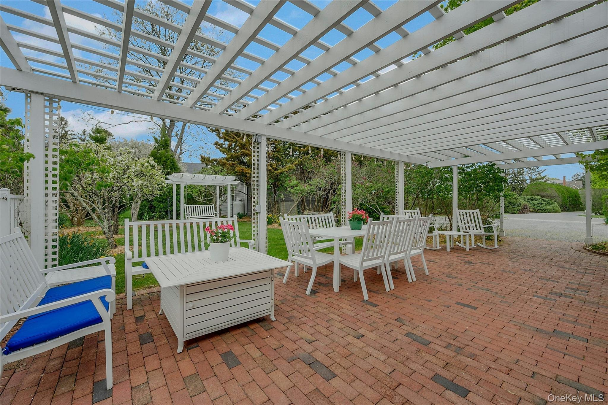 Single Family Jessup Lane Suffolk County, NY 11959, MLS-989861-22