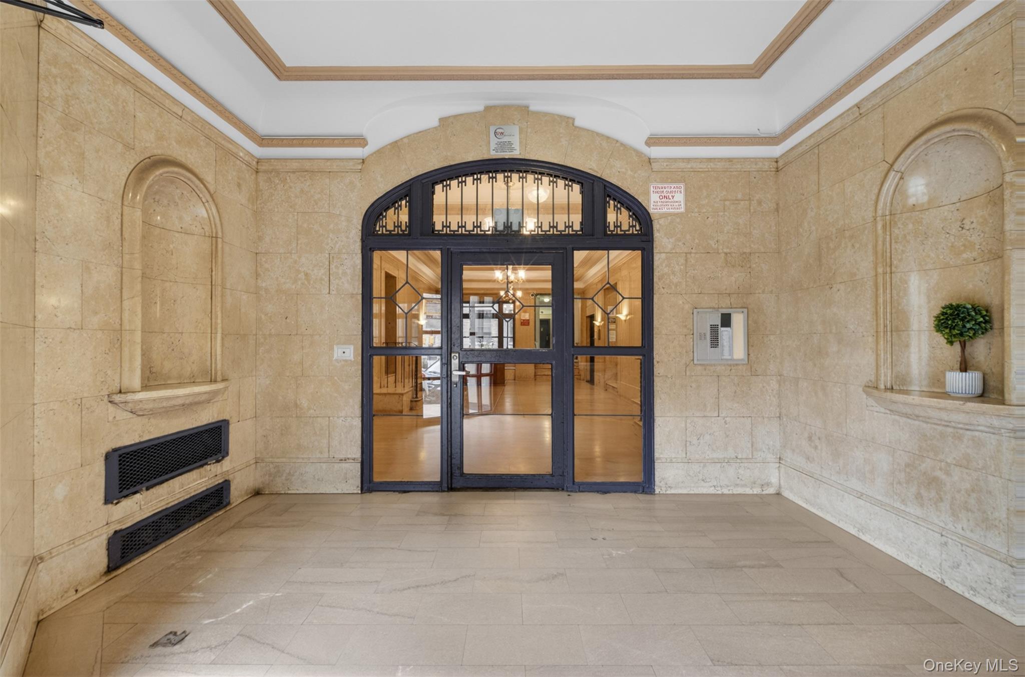 Condo Riverside  Manhattan, NY 10032, MLS-989863-3