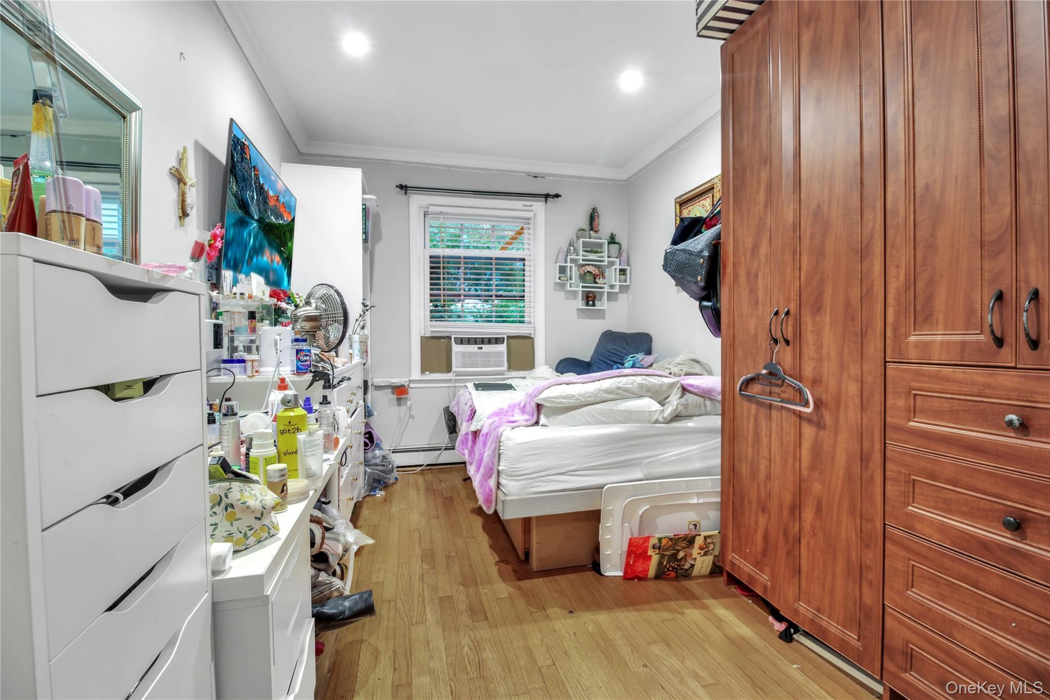Single Family Van Loon Street Queens, NY 11373, MLS-989874-33