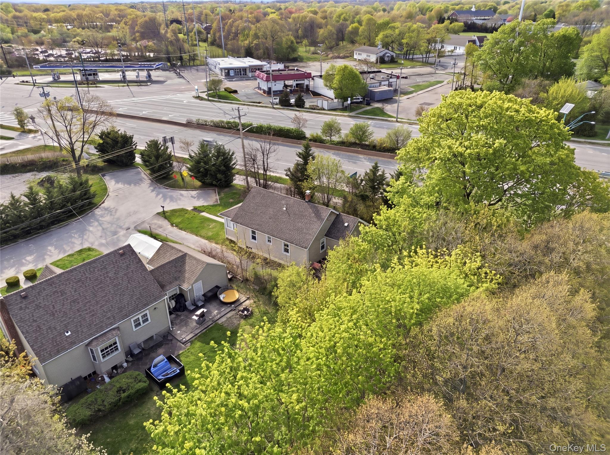 Single Family Lamport  Suffolk County, NY 11776, MLS-989880-24