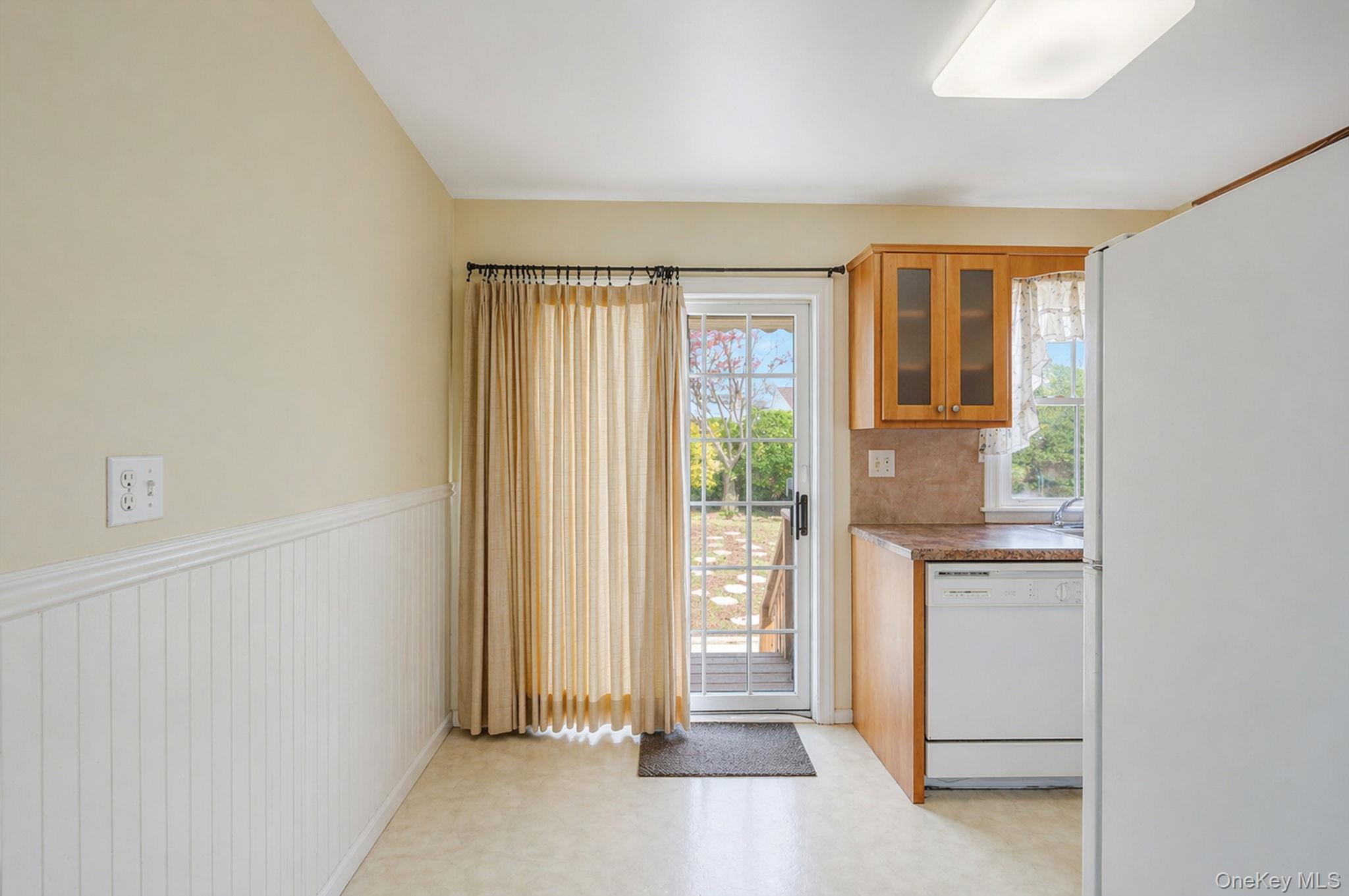 Single Family Doris  Nassau County, NY 11710, MLS-989898-25