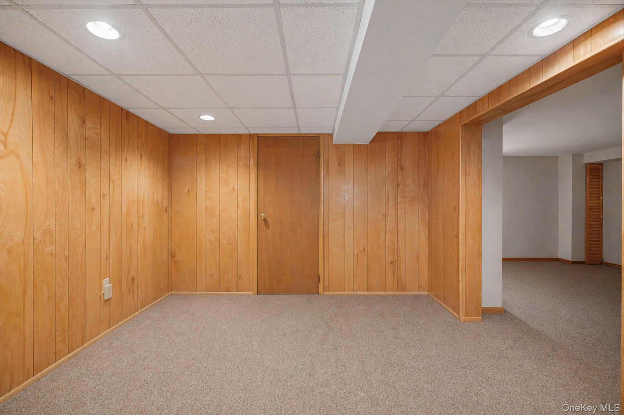 Single Family Doris  Nassau County, NY 11710, MLS-989898-36