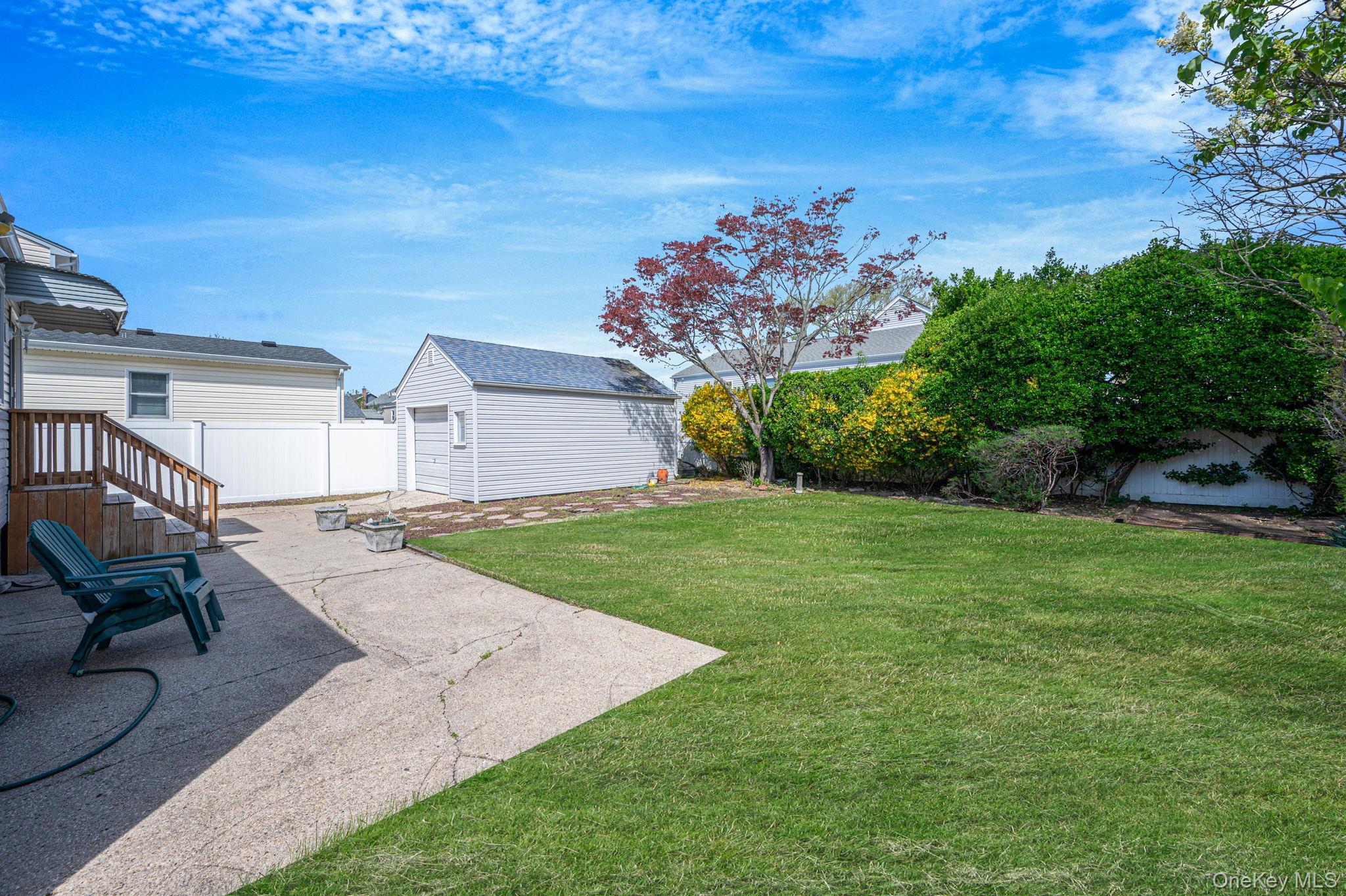 Single Family Doris  Nassau County, NY 11710, MLS-989898-7