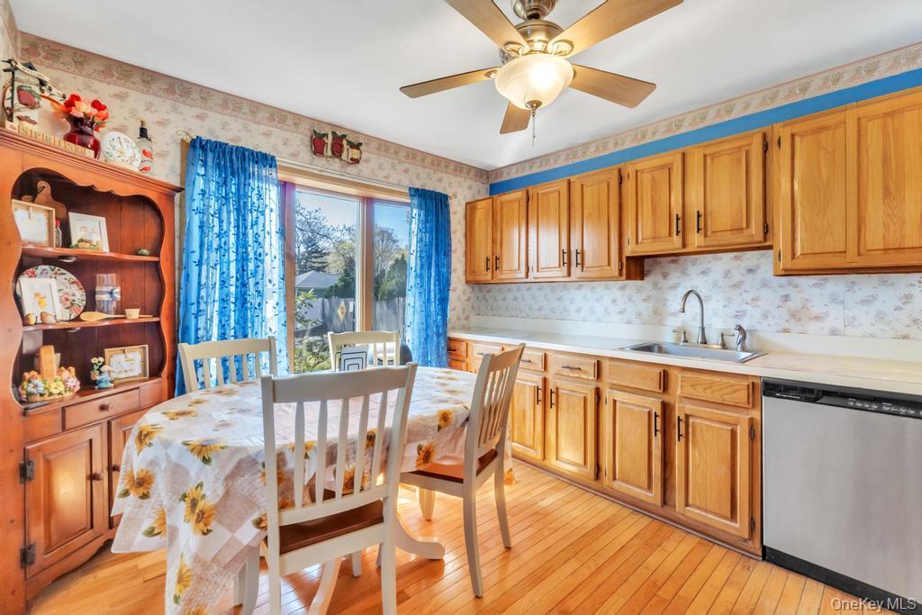 Single Family Gould Road  Suffolk County, NY 11720, MLS-989908-10