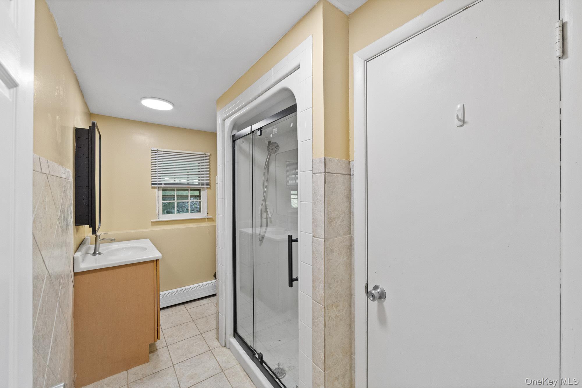 Single Family Yankee Maid  Orange County, NY 10924, MLS-989910-23