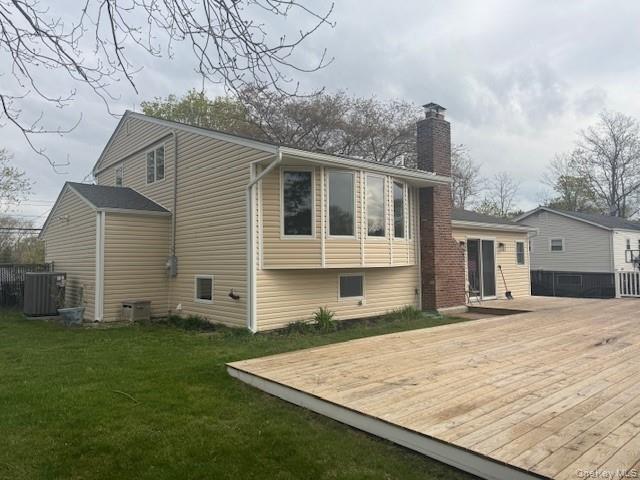Single Family Moriches  Suffolk County, NY 11755, MLS-989911-24