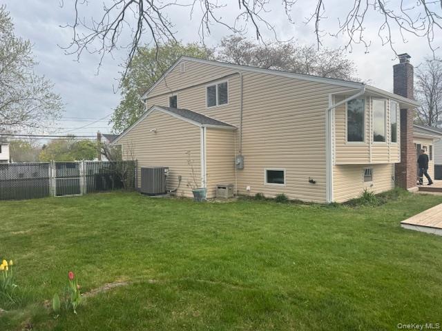Single Family Moriches  Suffolk County, NY 11755, MLS-989911-25